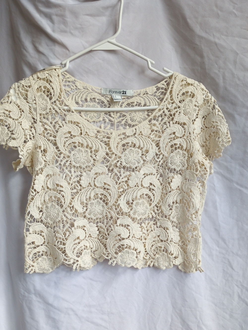 Forever 21 Cream Crochet Lace Short Sleeve Crop Top